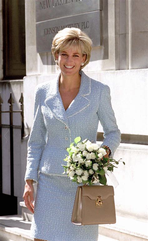 princess diana chanel suit|did diana wear the chanel logo.